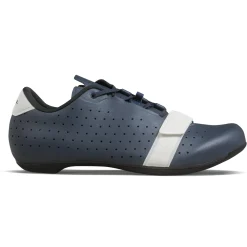 Classic Shoes><noscript><img width=