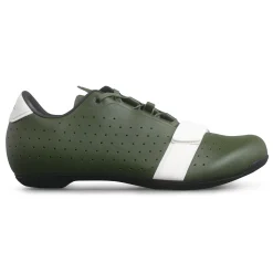 Classic Shoes><noscript><img width=