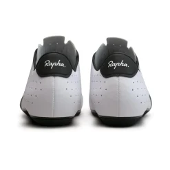 Classic Shoes><noscript><img width=